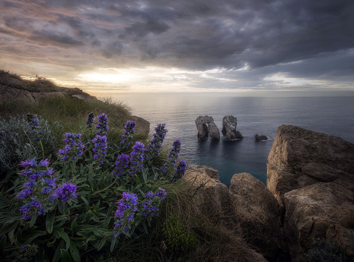 El Geoparque Mundial de la UNESCO Costa Quebrada lanza once rutas interpretativas gratuitas